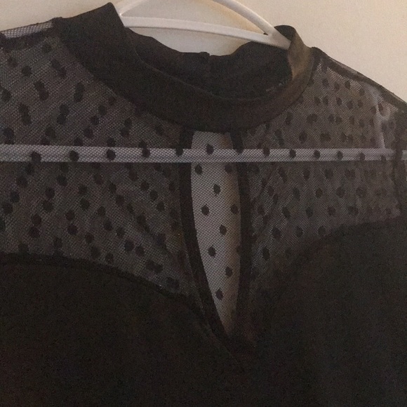 beautiful black top - Picture 2 of 4